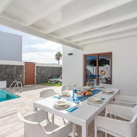 Ereza La Granja Playa Blanca